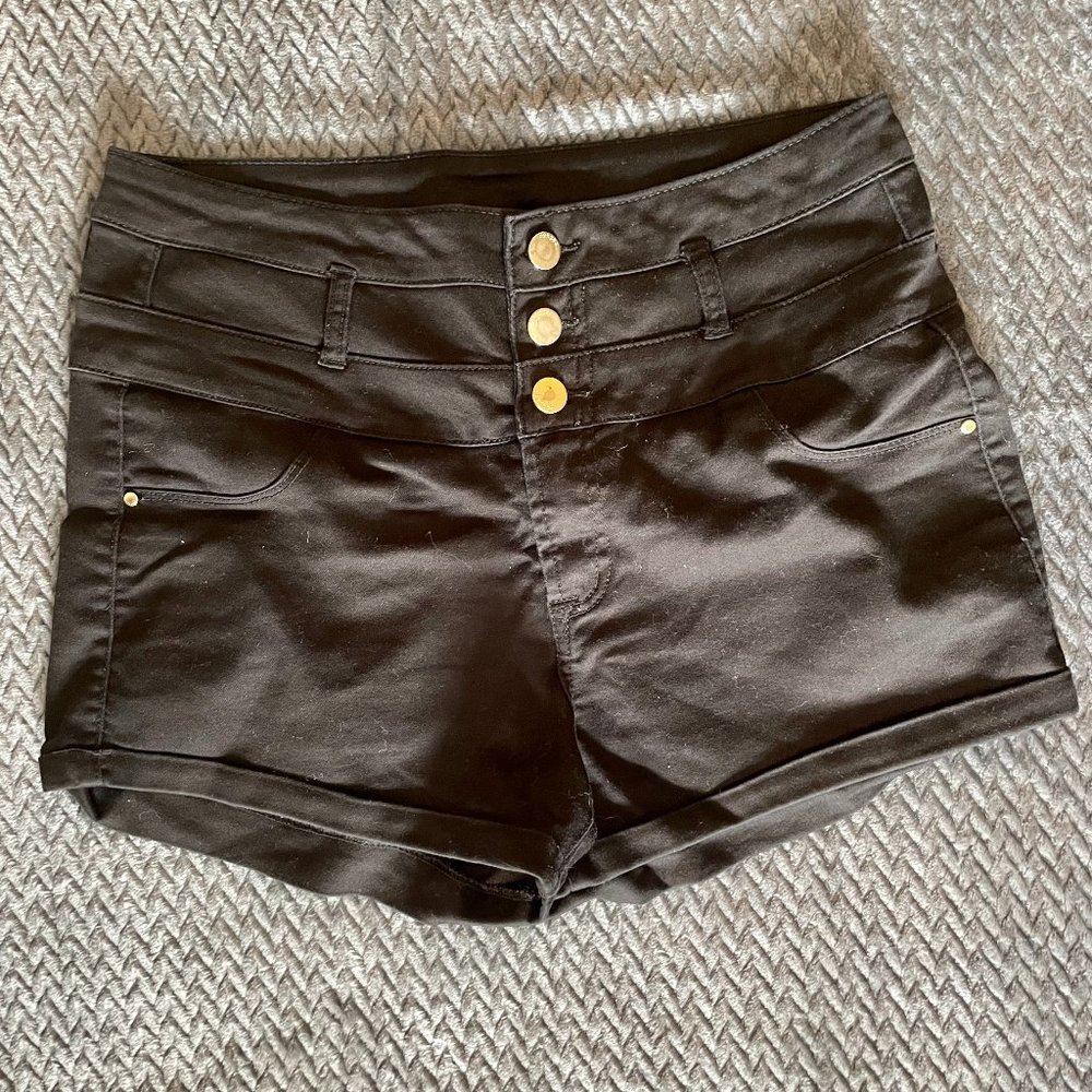 Refuge size 8 high waisted shorts